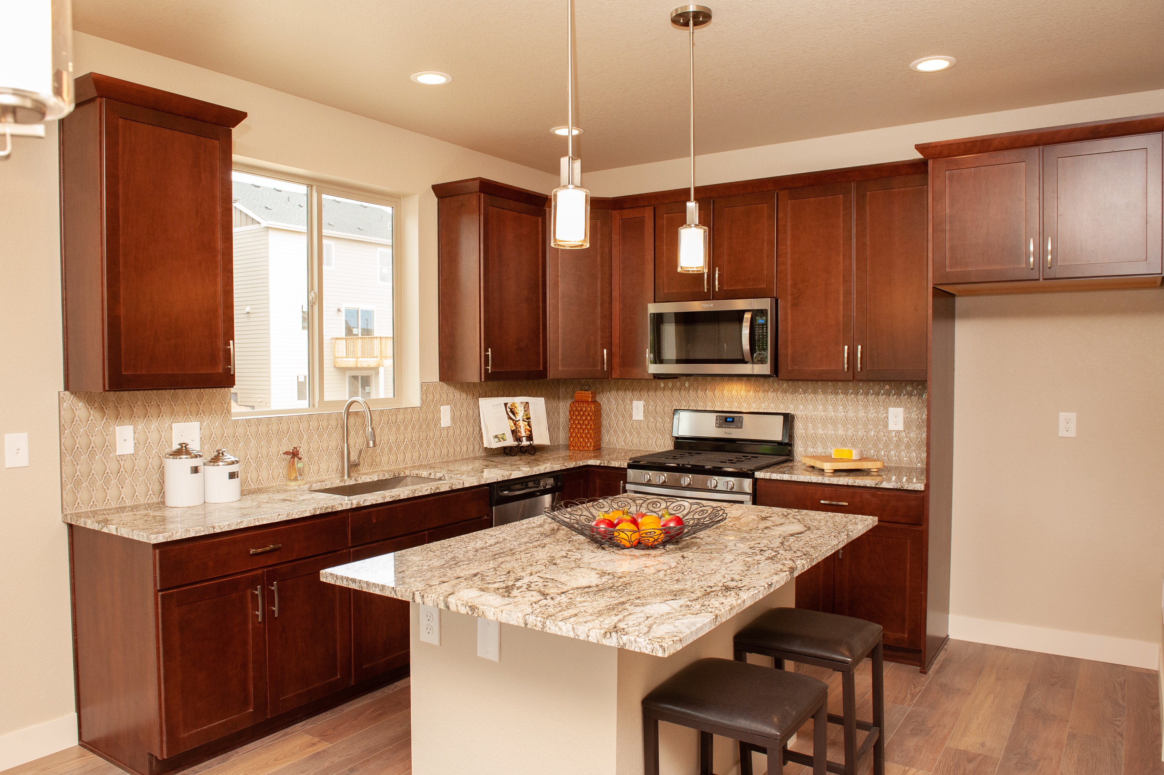 05_107_anders_ct_loveland_kitchen_new_house