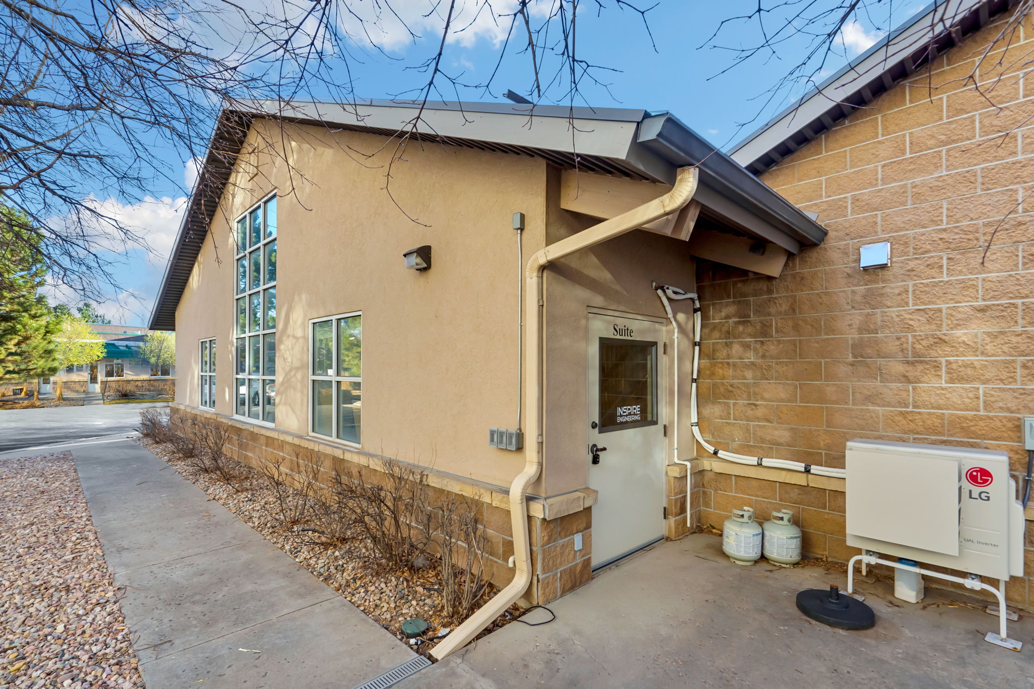3-web-or-mls-4803_innovation_dr_unit_4_03