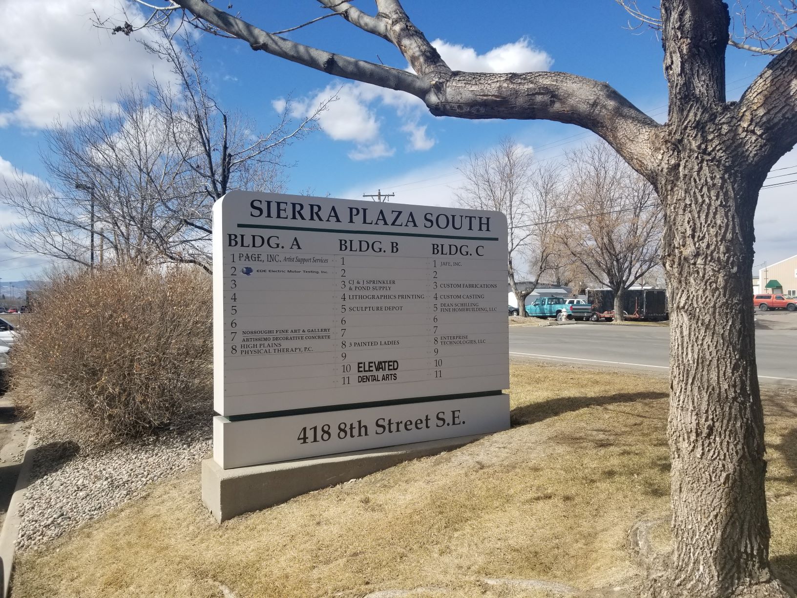 418_8th_se_monument_sign
