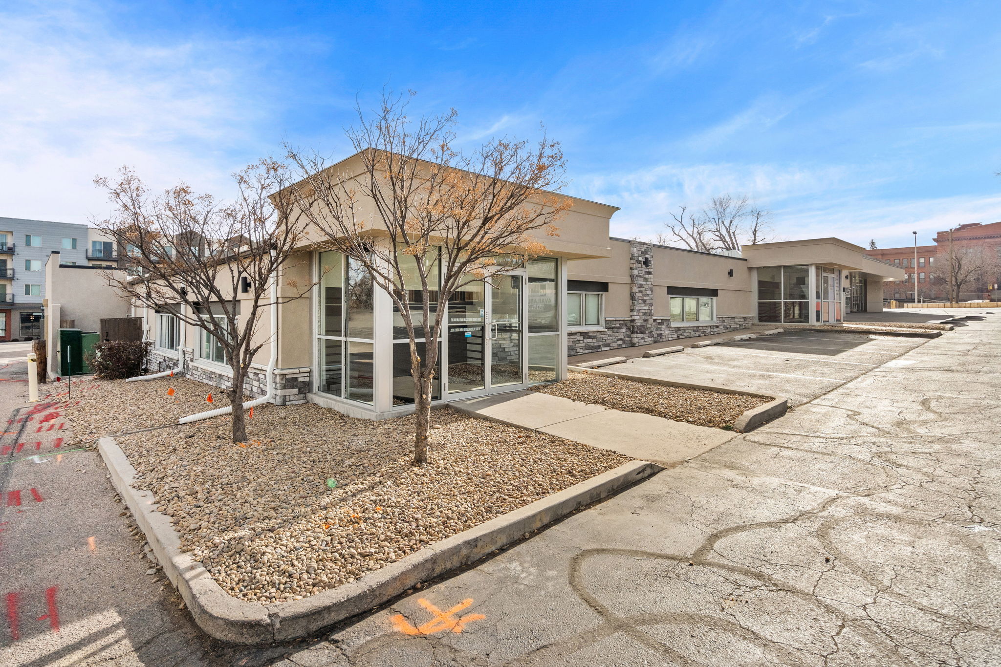 4-web-or-mls-807_17th_st__4